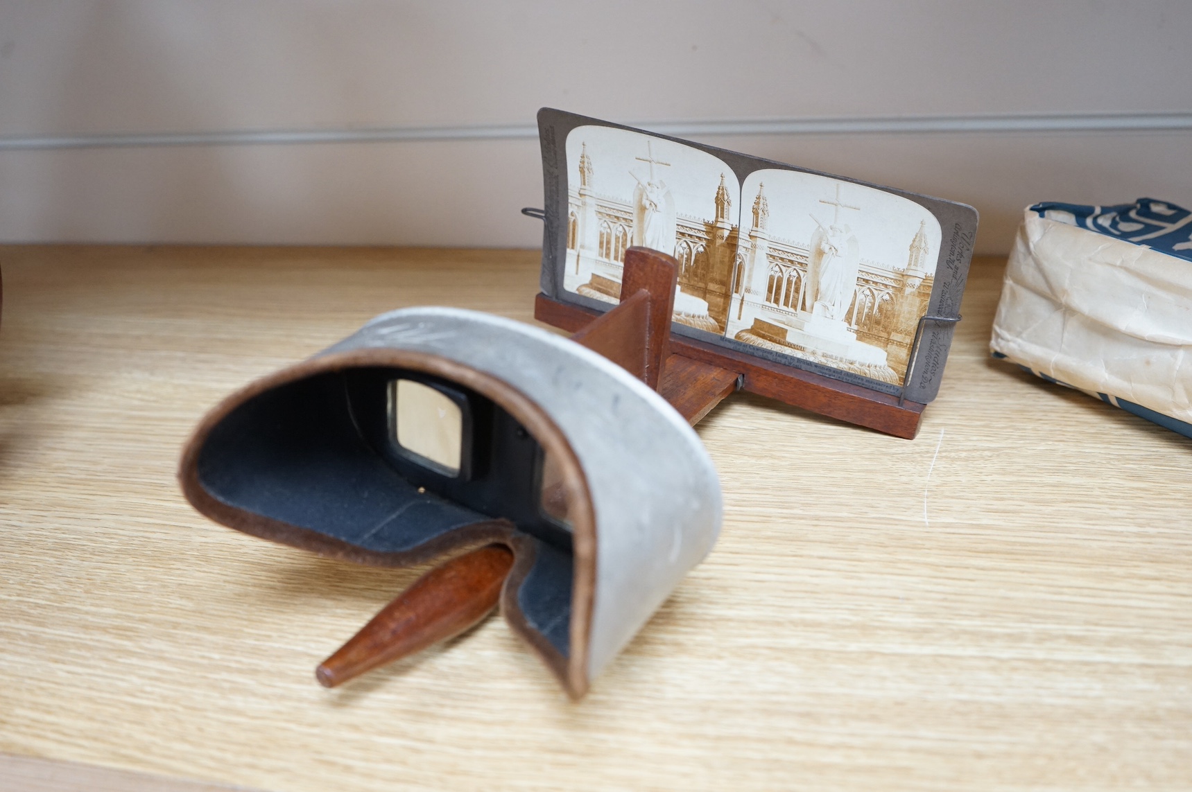 An American stereoscope and topographical slides. Condition - fair